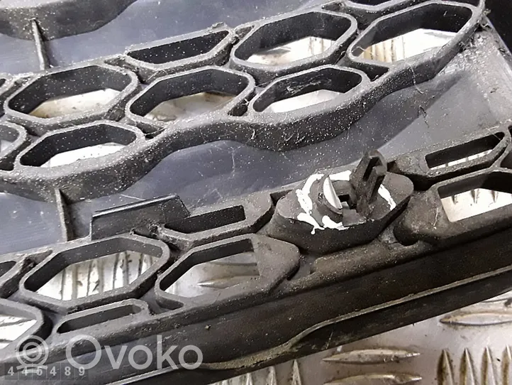 Toyota RAV 4 (XA10) Atrapa chłodnicy / Grill 