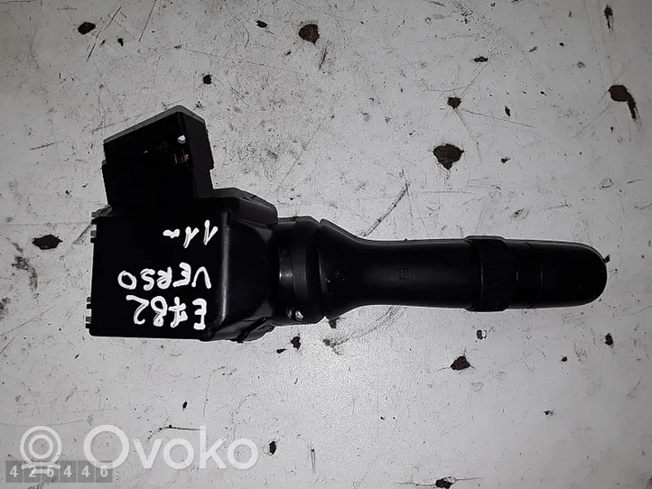 Toyota Verso Commutateur d'essuie-glace 0521017F525