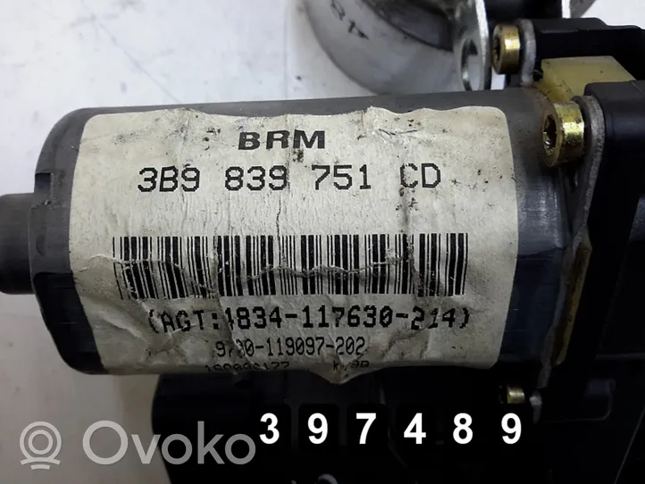 Volkswagen PASSAT B5 Elektryczny podnośnik szyby drzwi tylnych 3b9839751cd