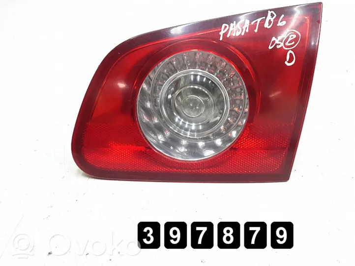 Volkswagen PASSAT B5.5 Luci posteriori del portellone del bagagliaio 27448002