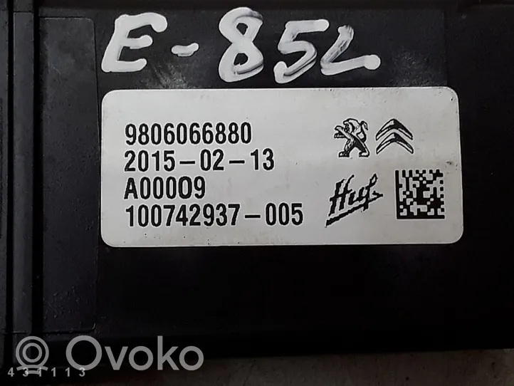 Citroen C4 Grand Picasso Boîtier module alarme 9806066880