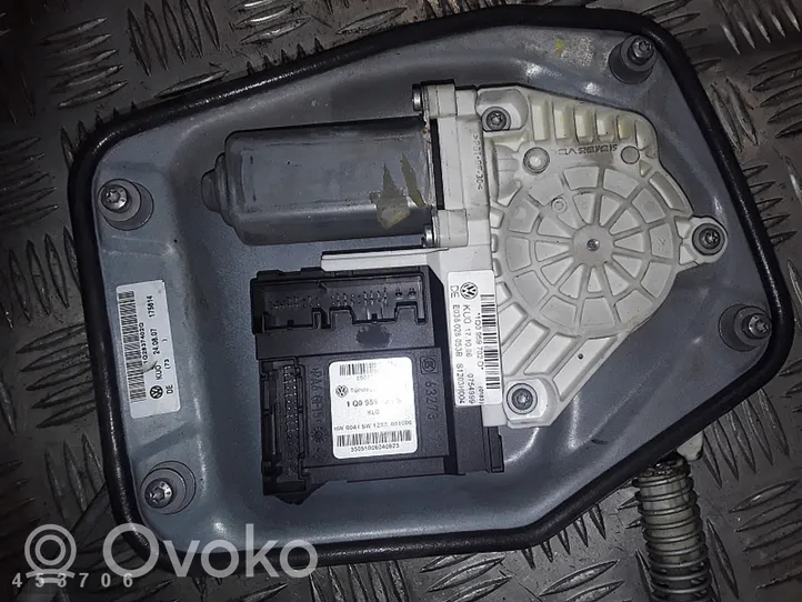 Volkswagen Eos Elektryczny podnośnik szyby drzwi tylnych 1Q2837402Q