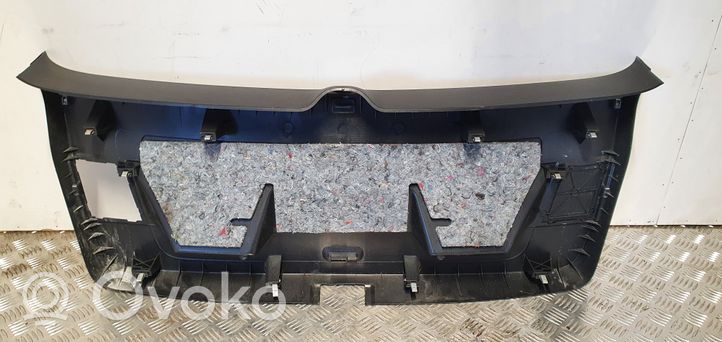 Volkswagen Golf VI Tailgate trim 5K6867605