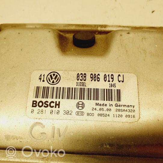 Volkswagen Golf IV Moottorin ohjainlaite/moduuli 038906019CJ