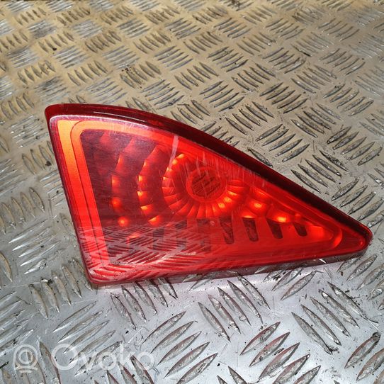 Renault Master III Third/center stoplight 26590002R