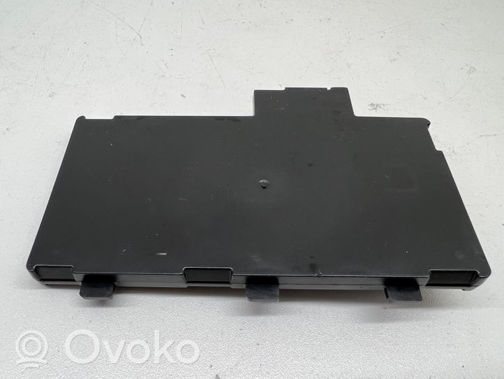 Volkswagen Arteon Antenos stiprintuvas 5G0980611