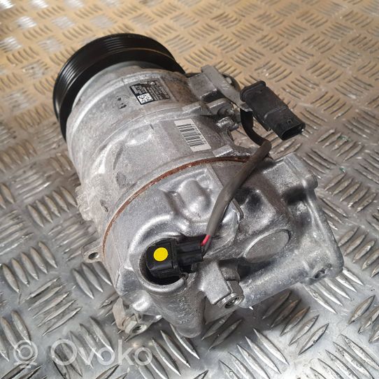 BMW X1 F48 F49 Ilmastointilaitteen kompressorin pumppu (A/C) 9299328