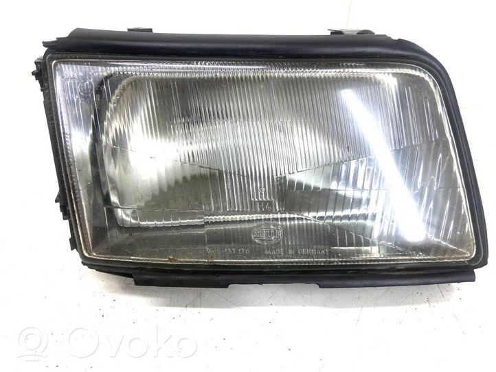 Audi A6 S6 C4 4A Lampa przednia 13797200