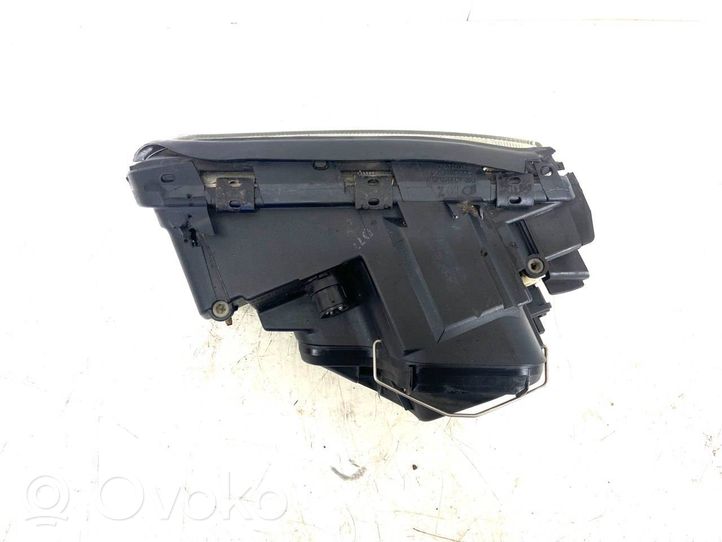 Audi A8 S8 D4 4H Lampa przednia 4A0941295