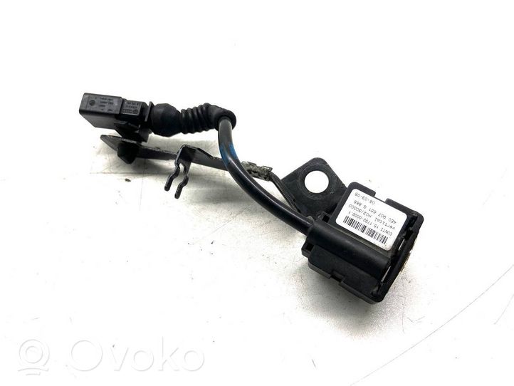 Audi A8 S8 D2 4D Air suspension front height level sensor 4E0616576J