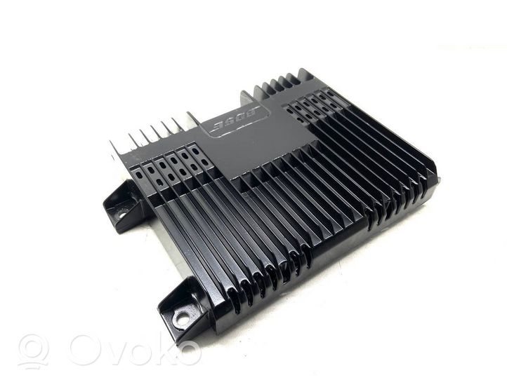 Audi A4 S4 B5 8D Amplificateur de son 182622