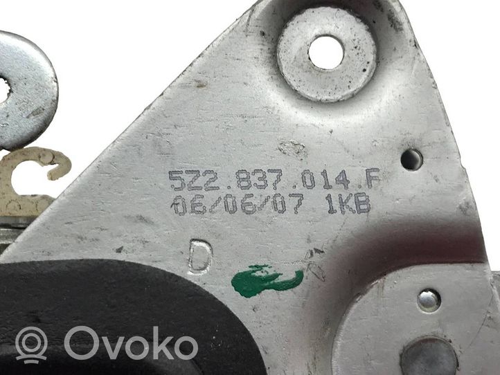 Volkswagen Fox Zamek drzwi przednich 5Z2837014F