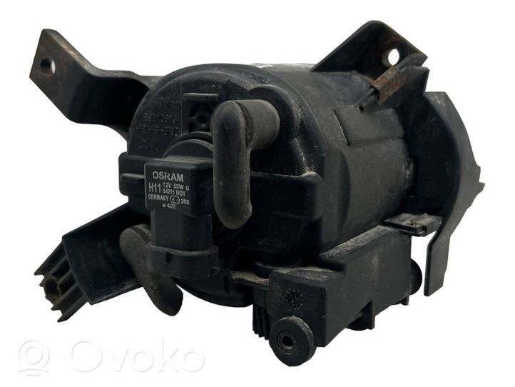 Audi A4 S4 B7 8E 8H Передняя противотуманная фара 8E0941699C