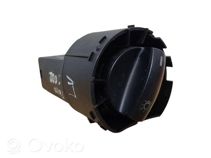 Volkswagen Polo IV 9N3 Interruptor de luz 6Q0941531B