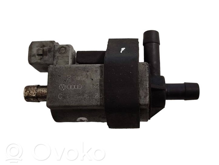 Audi TT Mk1 Turboahtimen magneettiventtiili 078906283A