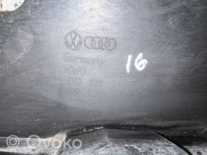 Volkswagen PASSAT B5 Välijäähdyttimen ilmanohjauksen ilmakanava 3B0121284A