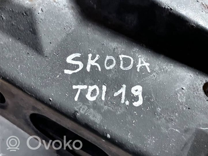 Skoda Octavia Mk1 (1U) Marco panal de radiador 1U0010247R