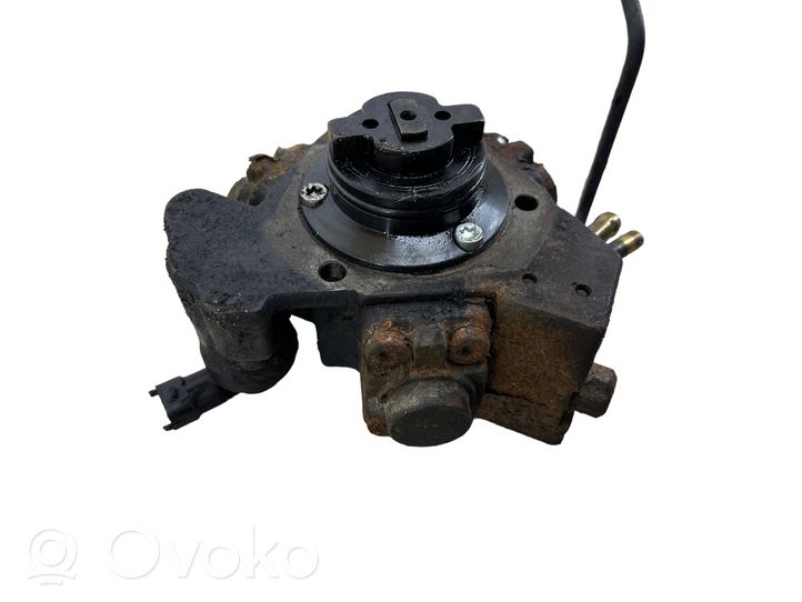 Opel Combo D Pompe d'injection de carburant à haute pression 0445010266