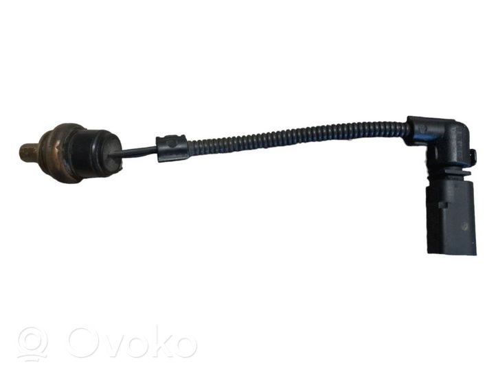 Volkswagen Touareg I Sonde de température de liquide de refroidissement 070919501A