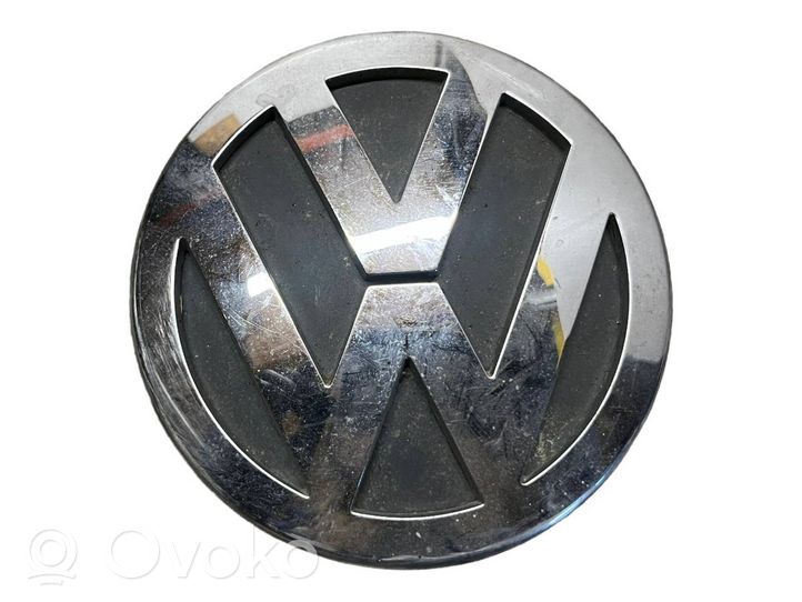 Volkswagen Jetta VI Gamintojo ženkliukas/ modelio raidės 1K5853630