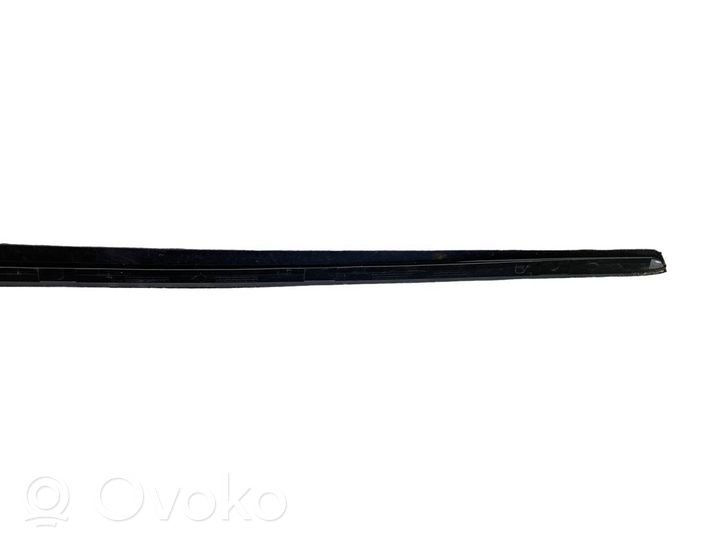 Volkswagen Golf VI Windshield trim 5K0854320