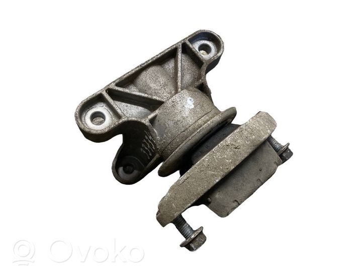 Audi A4 S4 B7 8E 8H Supporto della scatola del cambio 8E0399115F