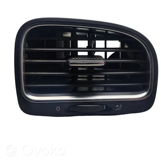 Volkswagen Golf VI Garniture, panneau de grille d'aération latérale 5K0819704K