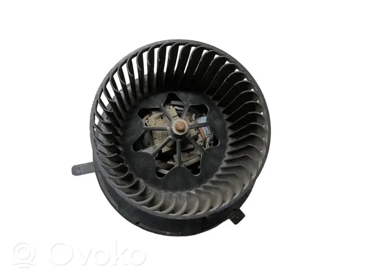 Volkswagen Tiguan Mazā radiatora ventilators 3C1820015L