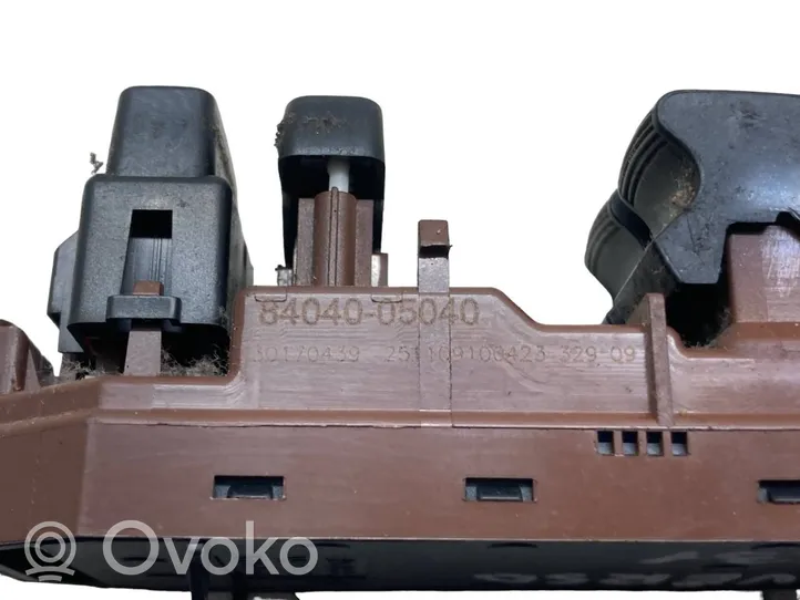 Toyota Verso Elektrisko logu slēdzis 8404005040