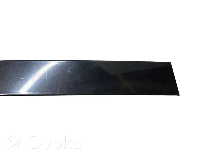 Volkswagen PASSAT B5.5 Rear door glass trim molding 3B9839902