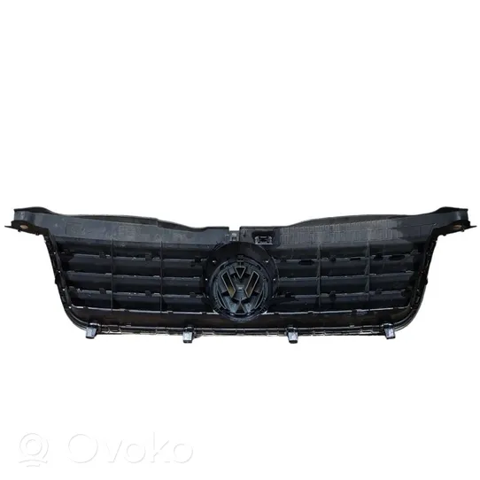 Volkswagen PASSAT B5.5 Передняя решётка 3B0853651J