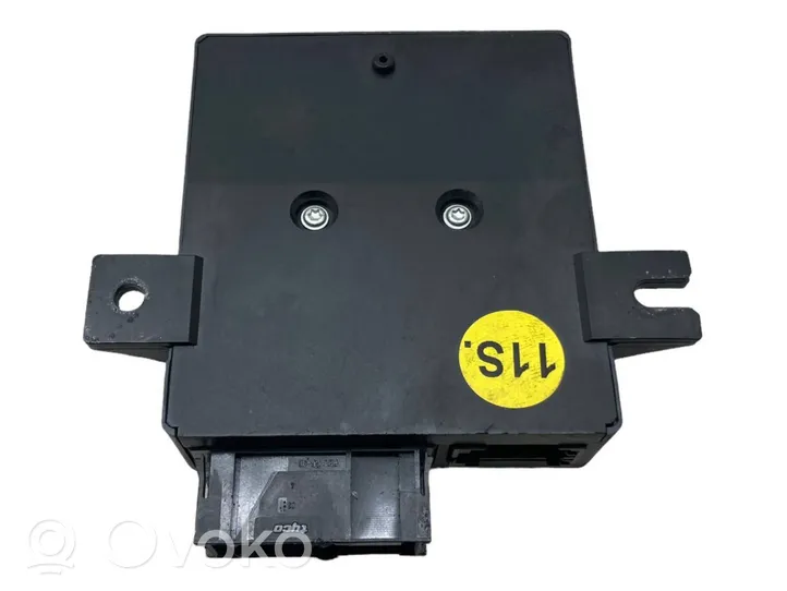 Audi A6 S6 C6 4F Gateway control module 4L0907468B