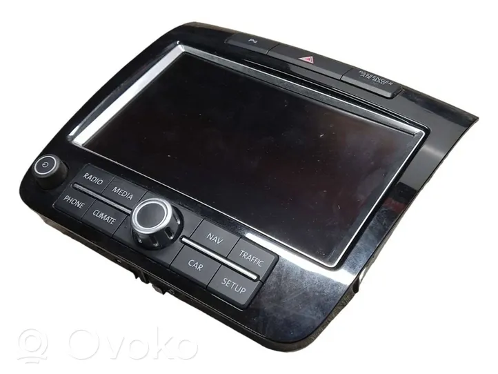 Volkswagen Touareg II Radio/CD/DVD/GPS head unit 7P6919603