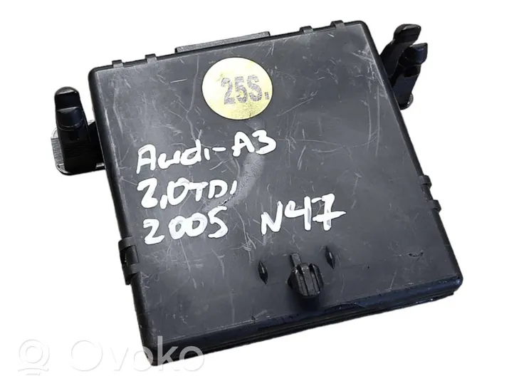 Audi A3 S3 8P Modulo di controllo accesso 1K0907530D