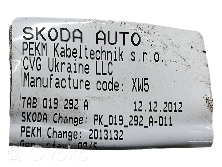 Skoda Octavia Mk3 (5E) Wiązka przewodów czujnika parkowania PDC 5E0971104