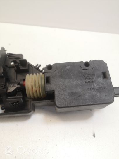 Mercedes-Benz ML W163 Griff Taster Öffner Heckklappe Kofferraumdeckel 1637400293