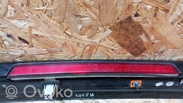 Mercedes-Benz C W203 Spoiler del portellone posteriore/bagagliaio 2037900688