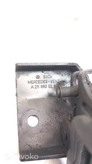 Mercedes-Benz E W211 Serrure de capot A2118800264