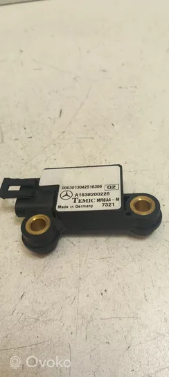 Mercedes-Benz ML W163 Siłownik poduszek powietrznych dla pieszych A1638200226