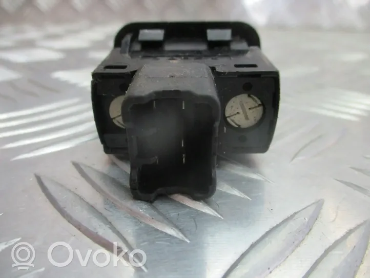 Daihatsu YRV Kit interrupteurs 