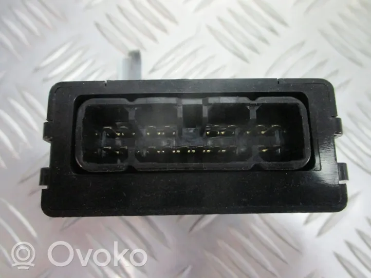 Toyota Yaris Verso Central body control module 88650-52180