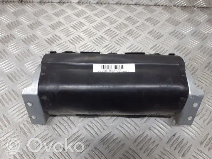 Mercedes-Benz E W210 Airbag de passager 2108600705