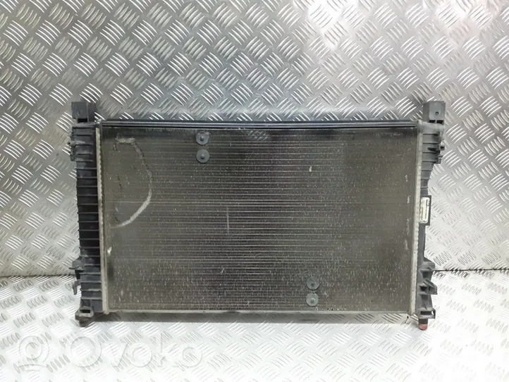 Mercedes-Benz C W203 Radiateur de refroidissement A2035000403