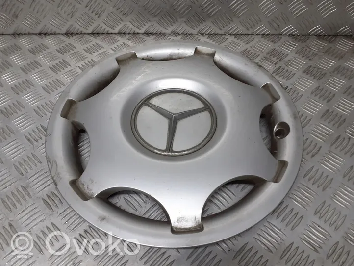 Mercedes-Benz C W203 R15 wheel hub/cap/trim 2034010024