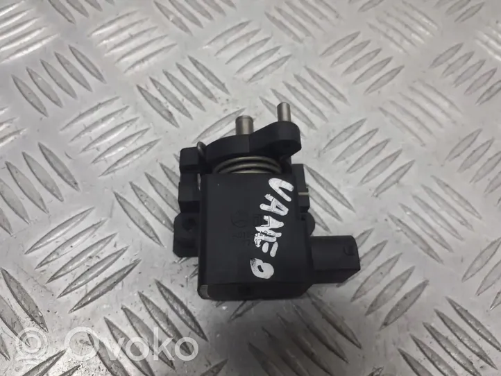 Mercedes-Benz Vaneo W414 Accelerator pedal position sensor A0135427717