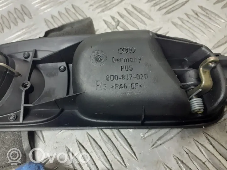 Audi A4 S4 B5 8D Front door exterior handle 8D1837020