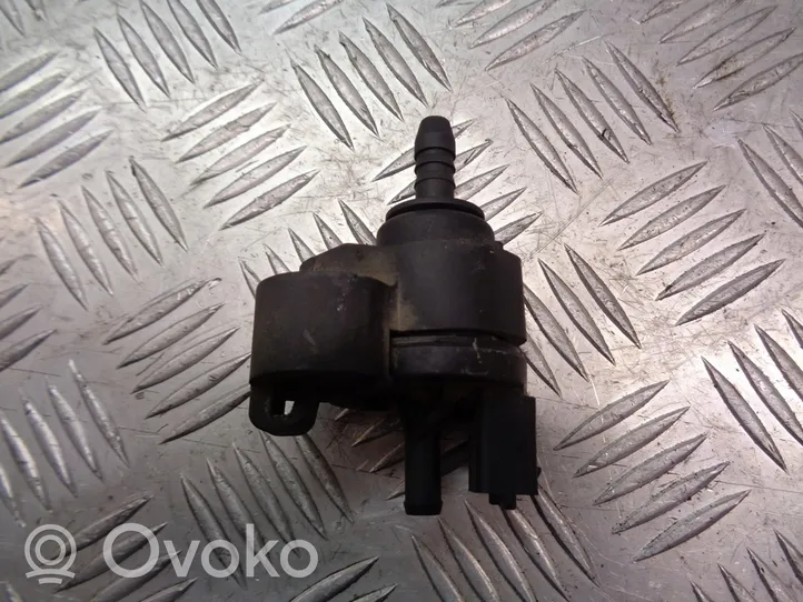 Opel Agila A Turbo solenoid valve 9205571