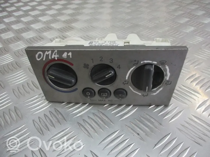 Opel Meriva A Interrupteur ventilateur 13191583