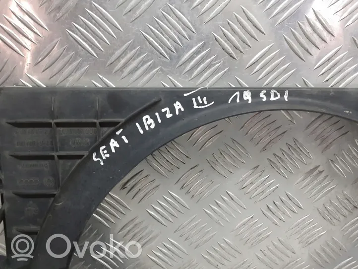 Seat Ibiza III (6L) Osłona wentylatora chłodnicy 6Q0121207L