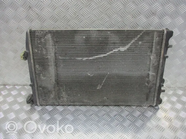 Volkswagen Polo IV 9N3 Dzesēšanas šķidruma radiators 